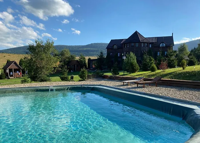 Карпатський Замок Hotel Rozluch photo