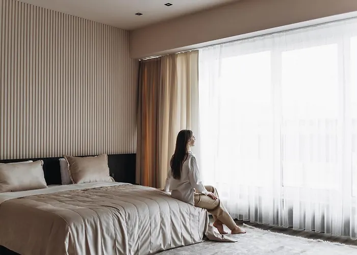Garden Plaza Hotel Neresnytsya photo