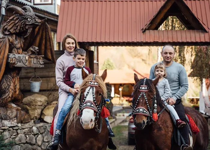 Хата Різьбяра - Закуток Hotel Beloberezka photo