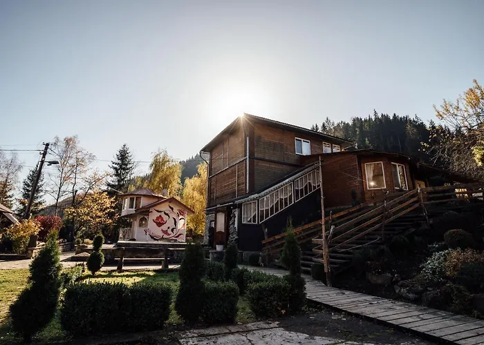 Хата Різьбяра - Закуток Hotel Beloberezka photo