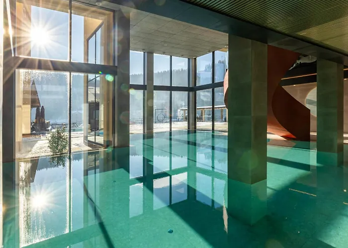Gold Palace Wellness & Spa Bukovel photo