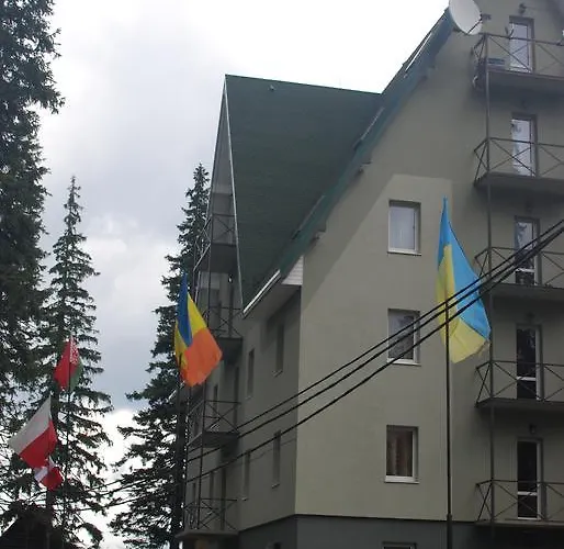 Zelena Dacha Hotel Dragobrat photo