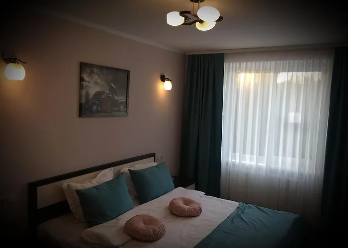 Amber Hotel & Cafe Bohorodchany photo